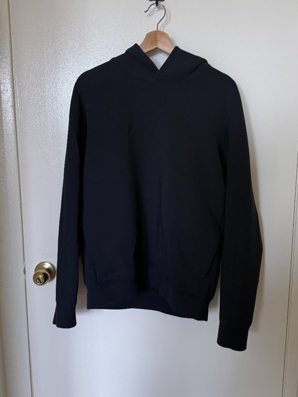 Uniqlo Black Scuba Hoodie Sweater M